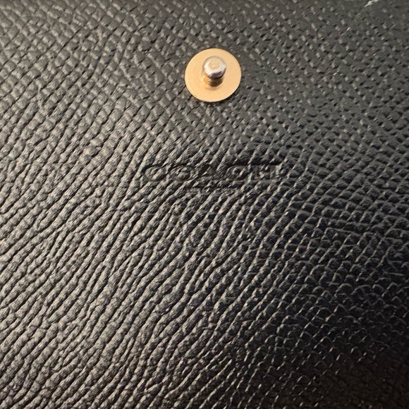 Coach Tri-fold Wallet - Black - Picture 4 of 8